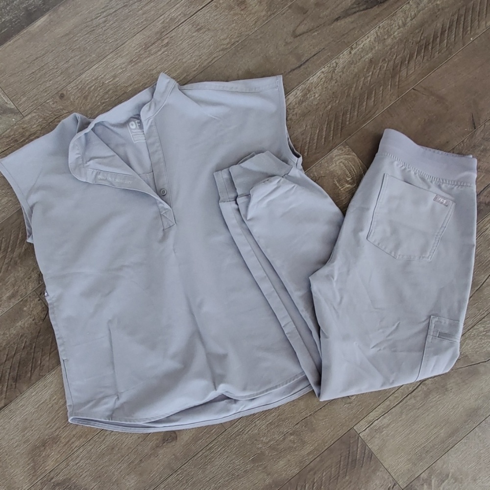 Figs scrub pants